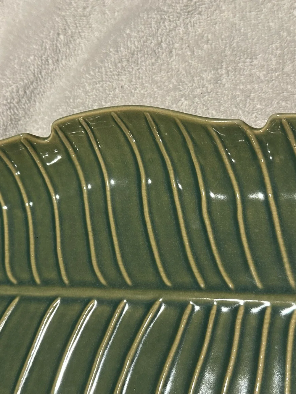 Green Ceramic Banana Leaf Serving Platter